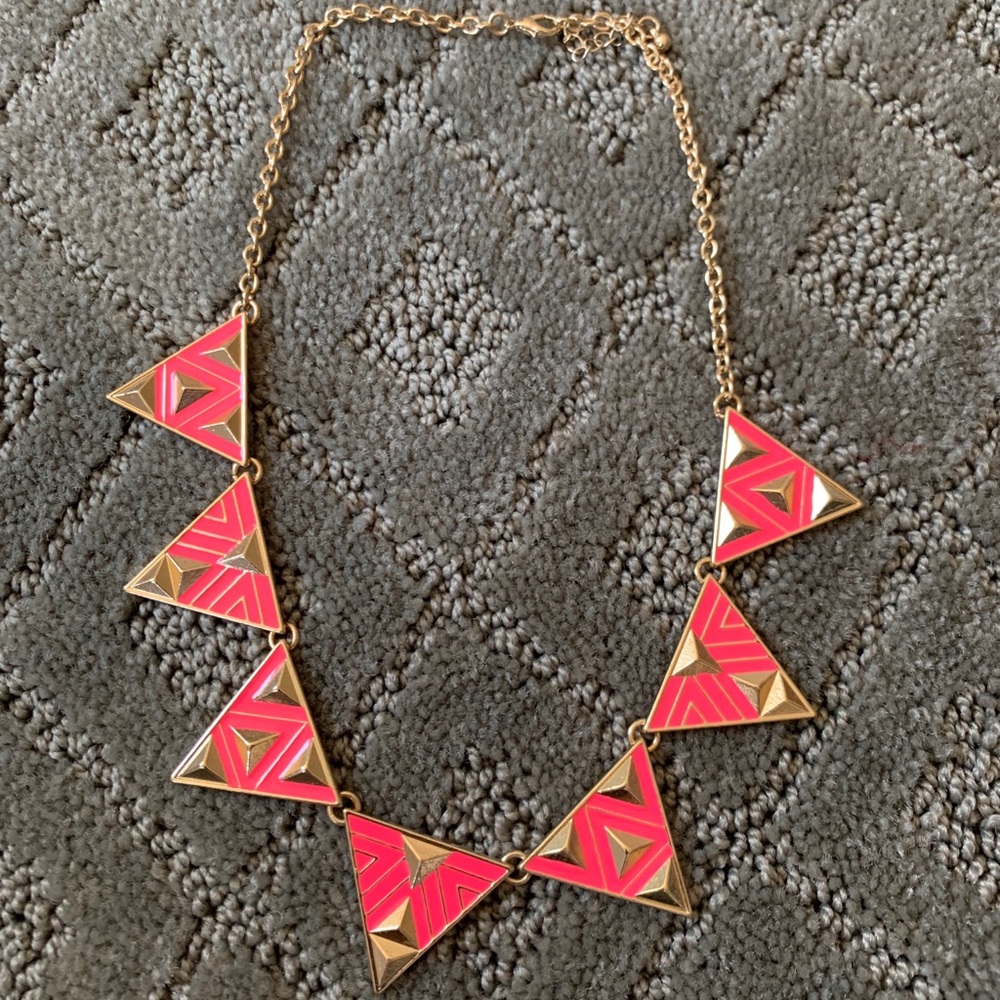 Hot pink forever 21 necklace w. Triangles Aztec